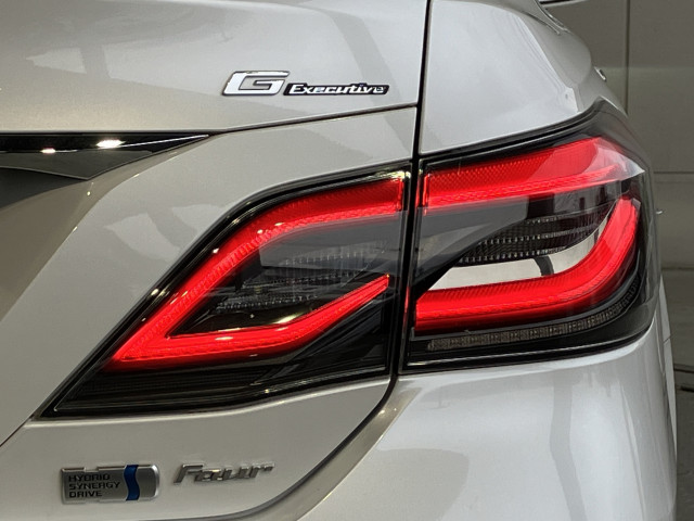トヨタ クラウン ハイブリッド 2.5 G エグゼクティブ Four 4WDの中古車