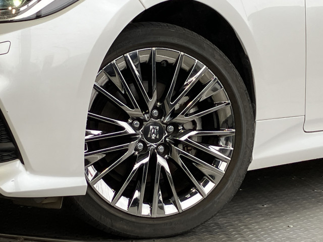 トヨタ クラウン ハイブリッド 2.5 G エグゼクティブ Four 4WDの中古車