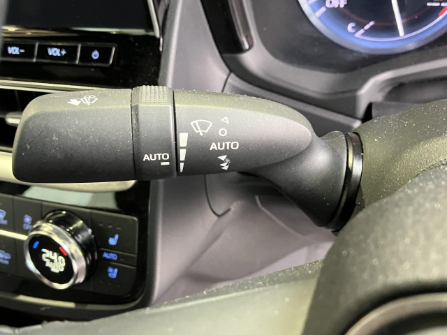 トヨタ クラウン ハイブリッド 2.5 G エグゼクティブ Four 4WDの中古車