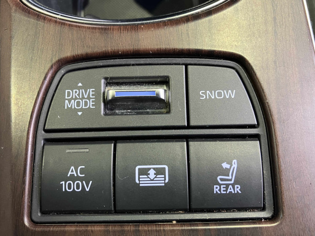 トヨタ クラウン ハイブリッド 2.5 G エグゼクティブ Four 4WDの中古車