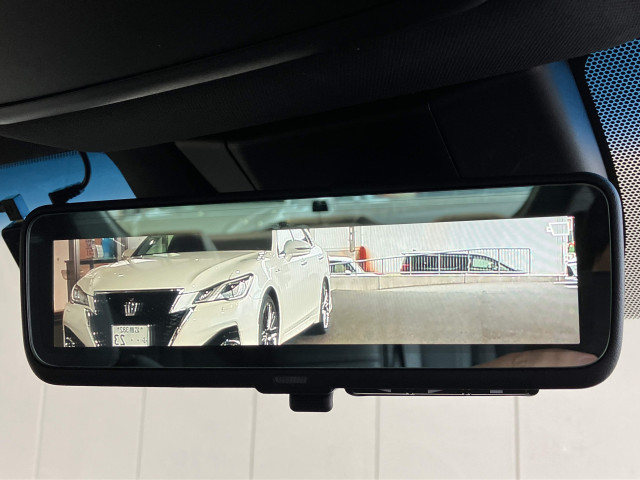 トヨタ クラウン ハイブリッド 2.5 G エグゼクティブ Four 4WDの中古車