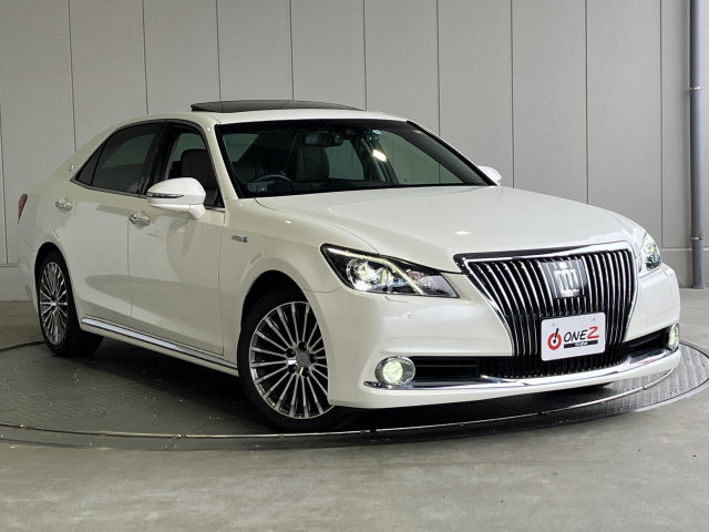 トヨタ クラウンマジェスタ 3.5 Fバージョン Jフロンティアの中古車