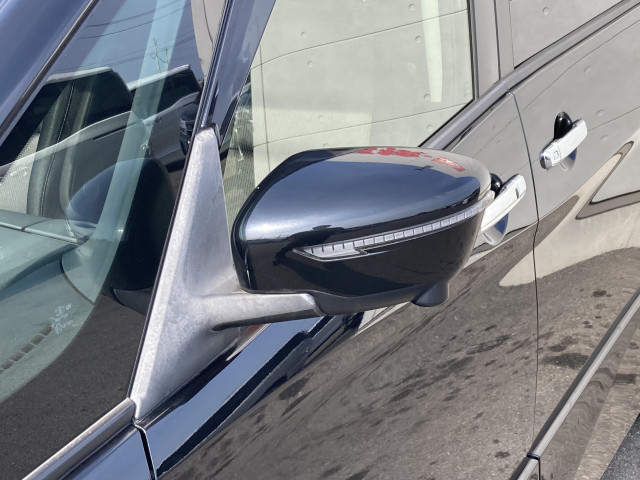 日産 セレナ 2.0 ハイウェイスターの中古車