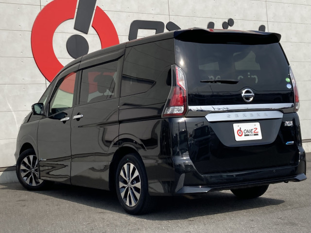 日産 セレナ 2.0 ハイウェイスターの中古車