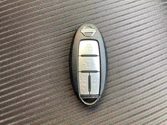 日産 セレナ 2.0 ハイウェイスターの中古車