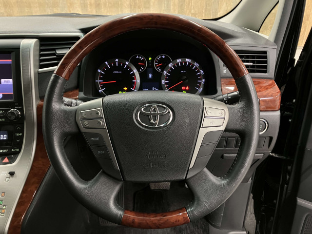 トヨタ ヴェルファイア 2.4 Z プラチナセレクションⅡの中古車
