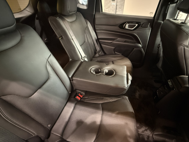 ジープ コンパス Sモデル 4WDの中古車