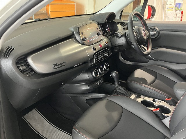 フィアット 500X スポーツの中古車