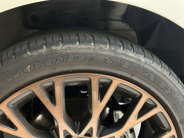 フィアット 500C 120th タキシードの中古車