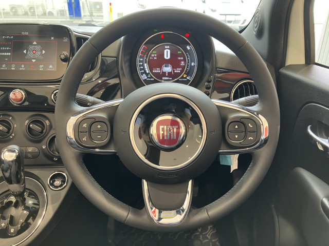 フィアット 500C 120th タキシードの中古車