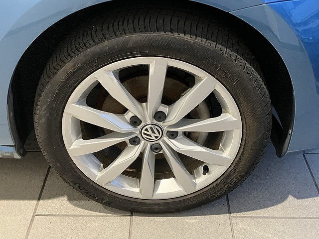 フォルクスワーゲン ゴルフ TSI ハイラインの中古車