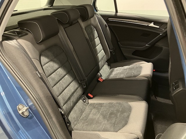 フォルクスワーゲン ゴルフ TSI ハイラインの中古車