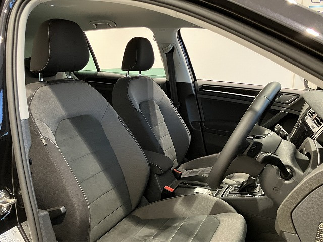 フォルクスワーゲン ゴルフ TSI ハイライン テック エディションの中古車