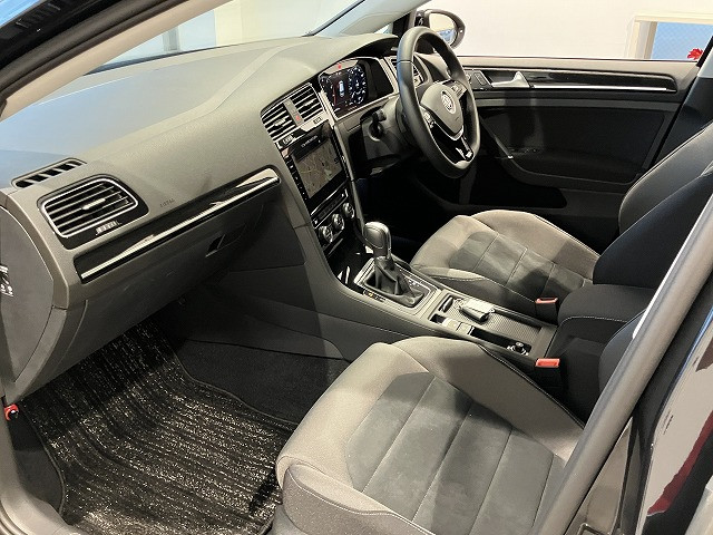 フォルクスワーゲン ゴルフ TSI ハイライン テック エディションの中古車