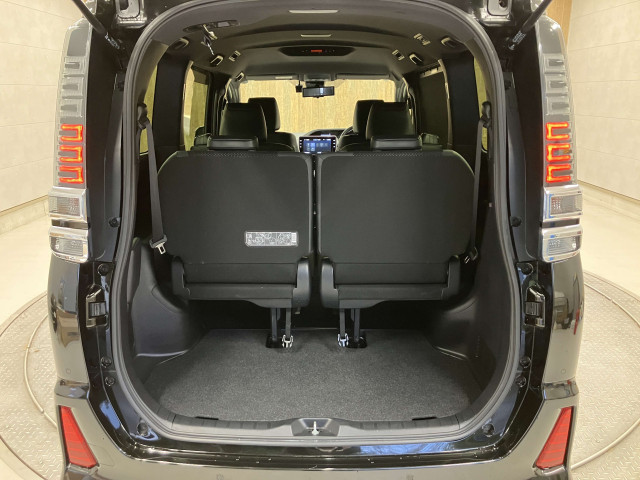 トヨタ ヴォクシー 2.0 ZS 煌Ⅲの中古車