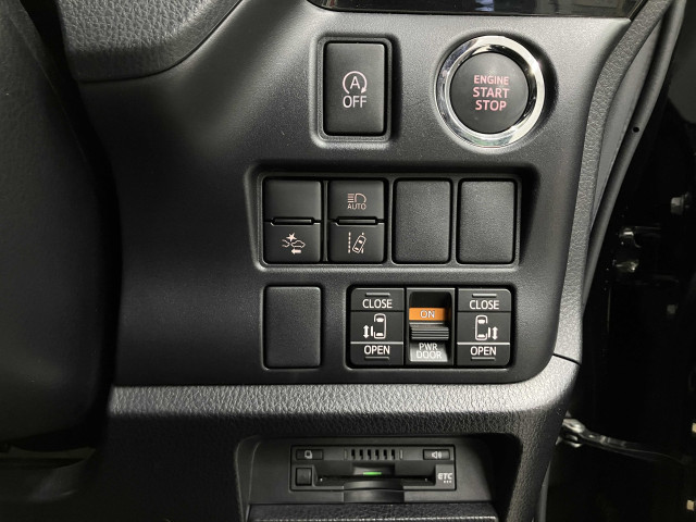 トヨタ ヴォクシー 2.0 ZS 煌Ⅲの中古車