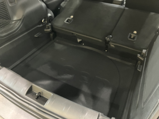 ジープ レネゲード ナイトイーグルの中古車