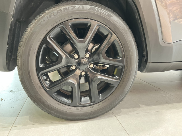 ジープ レネゲード ナイトイーグルの中古車