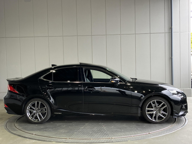 レクサス IS 300h Fスポーツの中古車