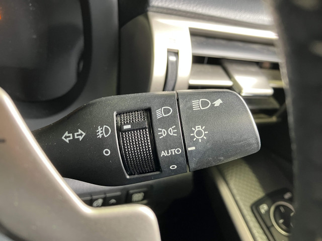 レクサス IS 300h Fスポーツの中古車