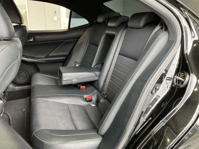 レクサス IS 300h Fスポーツの中古車