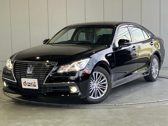 トヨタ クラウンロイヤルハイブリッド ハイブリッド 2.5 ロイヤルサルーンGの中古車