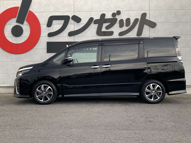 トヨタ ヴォクシー 2.0 ZS 煌Ⅲの中古車