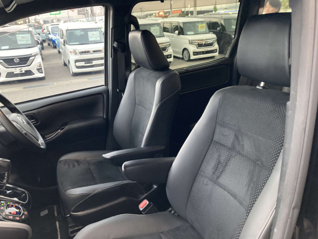 トヨタ ヴォクシー 2.0 ZS 煌Ⅲの中古車