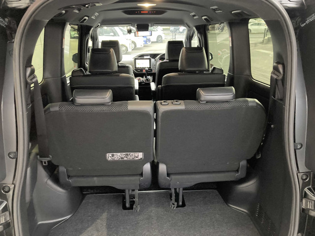 トヨタ ヴォクシー 2.0 ZS 煌Ⅲの中古車