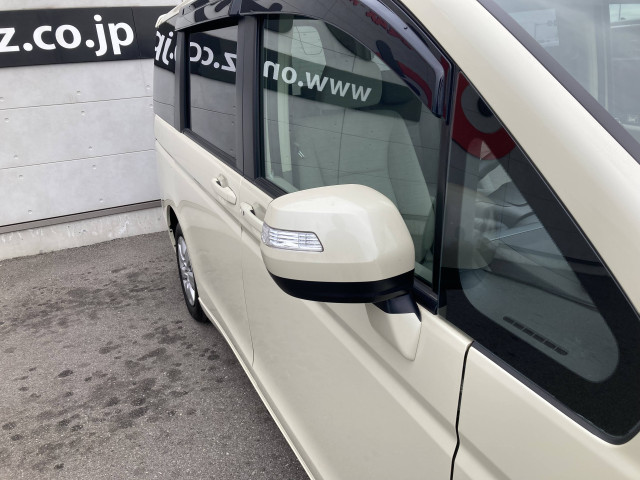 ホンダ ステップワゴン 2.0 G スマートスタイル エディションの中古車