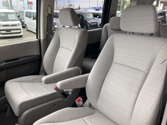 ホンダ ステップワゴン 2.0 G スマートスタイル エディションの中古車