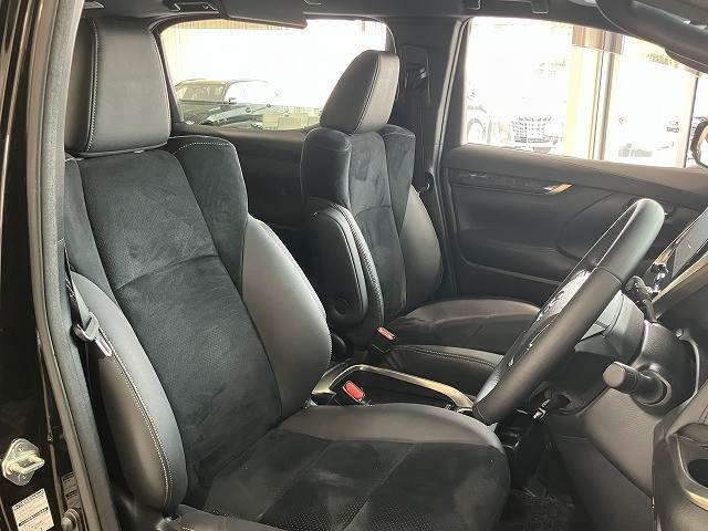 トヨタ アルファード 2.5 S タイプゴールドⅢの中古車