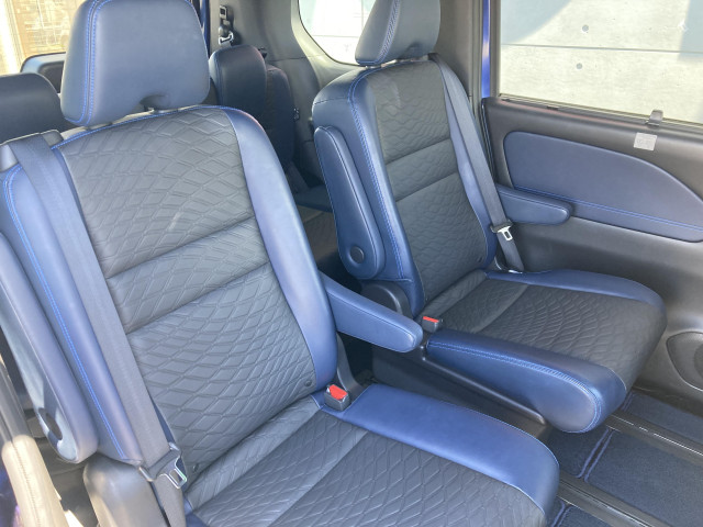 日産 セレナ 1.2 e-POWER AUTECH スポーツスペックの中古車