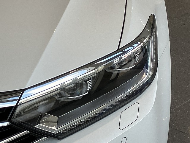 フォルクスワーゲン パサートヴァリアント TDI ハイライン ディーゼルターボの中古車