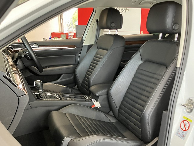 フォルクスワーゲン パサートヴァリアント TDI ハイライン ディーゼルターボの中古車