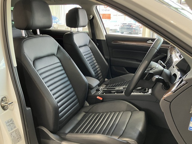 フォルクスワーゲン パサートヴァリアント TDI ハイライン ディーゼルターボの中古車