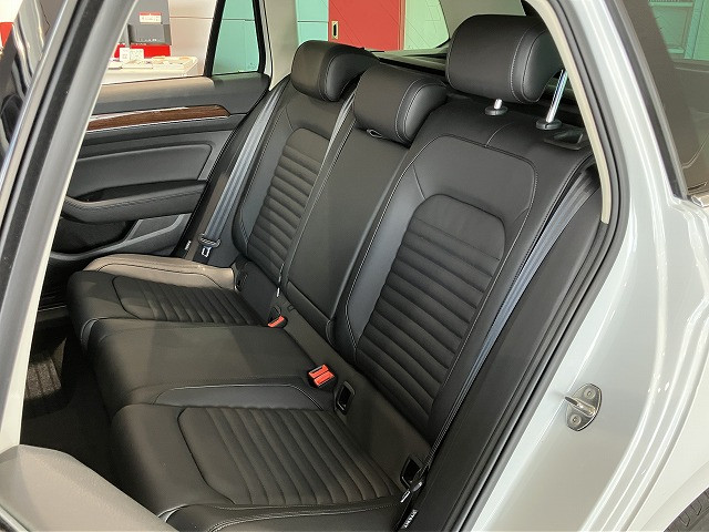 フォルクスワーゲン パサートヴァリアント TDI ハイライン ディーゼルターボの中古車