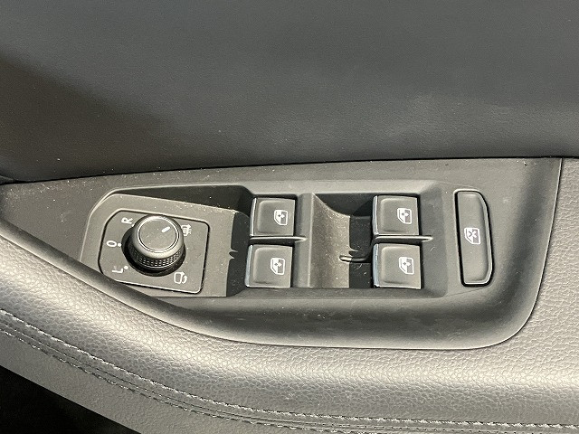 フォルクスワーゲン パサートヴァリアント TDI ハイライン ディーゼルターボの中古車
