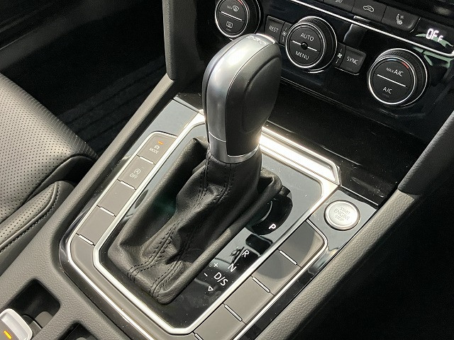 フォルクスワーゲン パサートヴァリアント TDI ハイライン ディーゼルターボの中古車