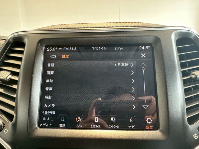 ジープ チェロキー トレイルホーク 4WDの中古車