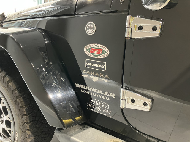 ジープ ラングラー アンリミテッド サハラ 4WDの中古車