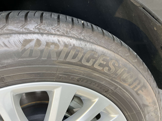 トヨタ クラウンロイヤルハイブリッド ハイブリッド 2.5 ロイヤルサルーンの中古車