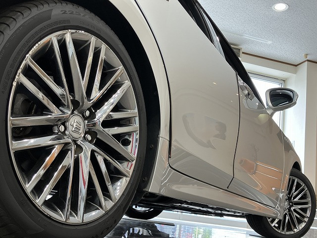 トヨタ クラウンアスリートハイブリッド ハイブリッド 2.5 Gの中古車