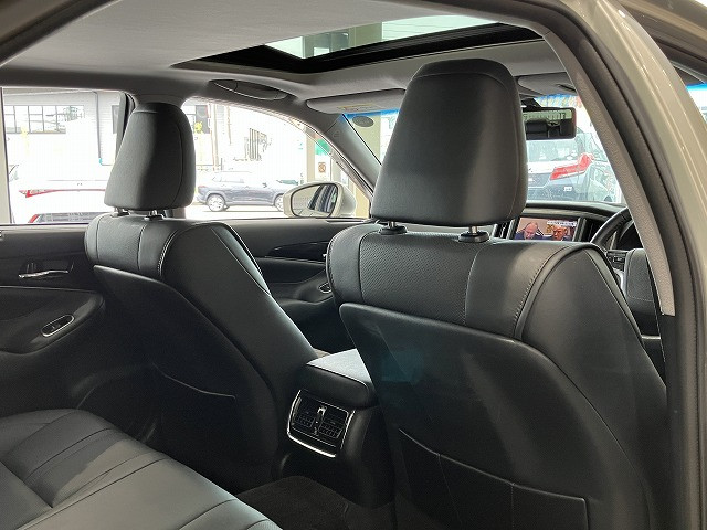 トヨタ クラウンアスリートハイブリッド ハイブリッド 2.5 Gの中古車