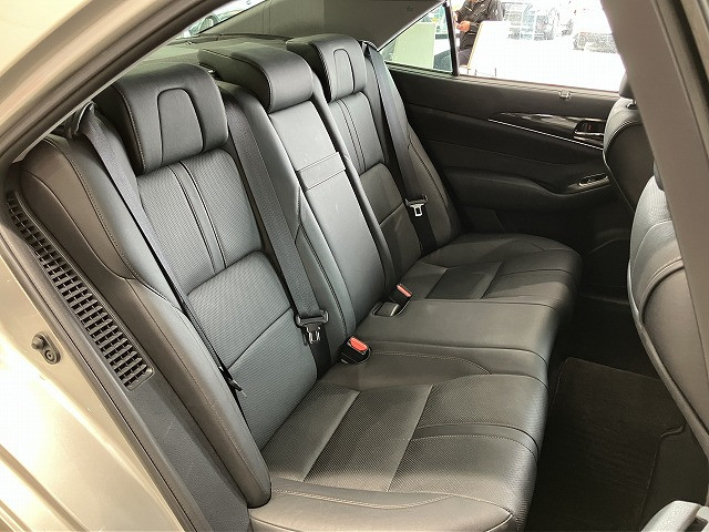 トヨタ クラウンアスリートハイブリッド ハイブリッド 2.5 Gの中古車