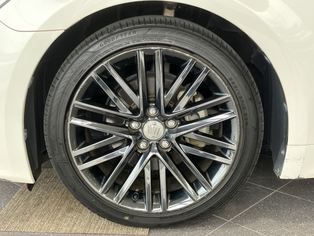 トヨタ クラウンアスリートハイブリッド ハイブリッド 2.5 S ブラックスタイルの中古車