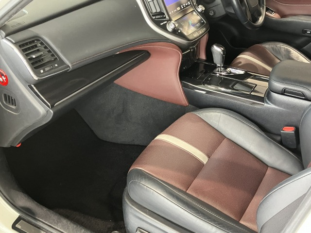 トヨタ クラウンアスリートハイブリッド ハイブリッド 2.5 S ブラックスタイルの中古車