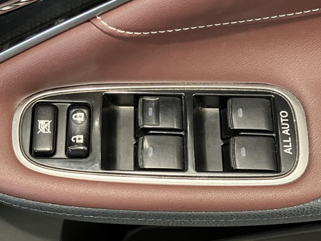 トヨタ クラウンアスリートハイブリッド ハイブリッド 2.5 S ブラックスタイルの中古車