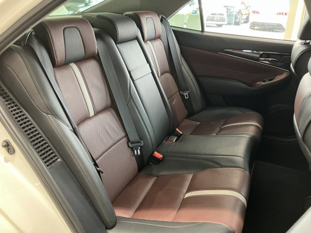 トヨタ クラウンアスリートハイブリッド ハイブリッド 2.5 S ブラックスタイルの中古車