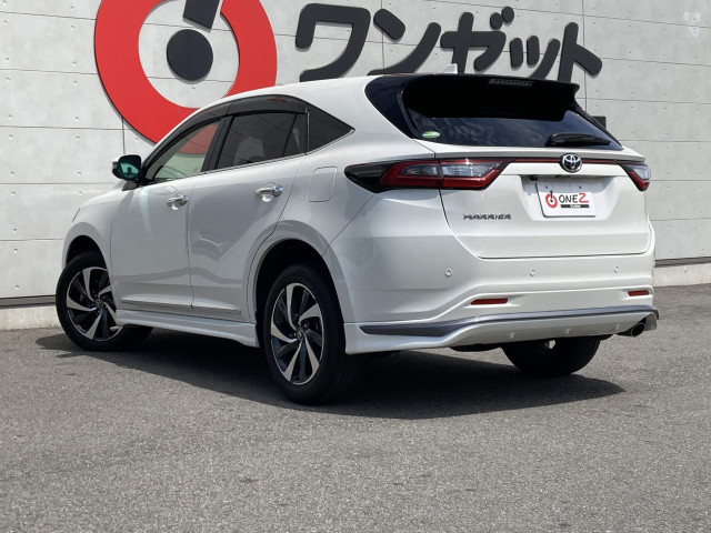 トヨタ ハリアー 2.0 ターボ プログレスの中古車